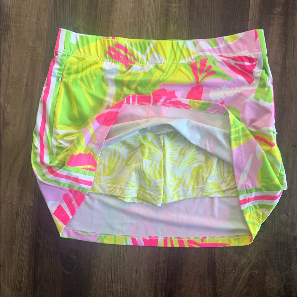 Like New Gretchen Scott XL Tropical Print Skort in Pink, Lime & White - Picture 3 of 4
